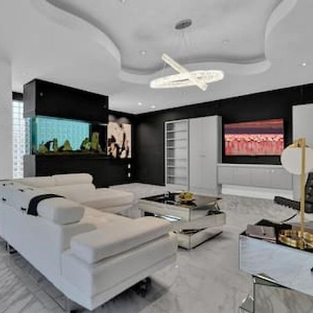 Lovely 4Bd House W Pool, Hot Tub And Free Parking Houston Zewnętrze zdjęcie